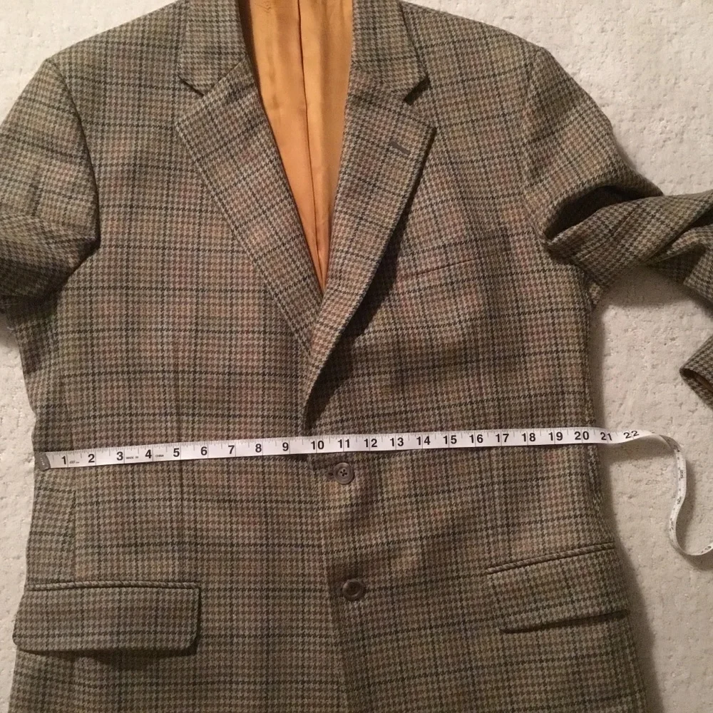 Bespoke Holland and Sherry, Savile Row, Houndstooth Wool Sport Coat - Picture 8 of 16